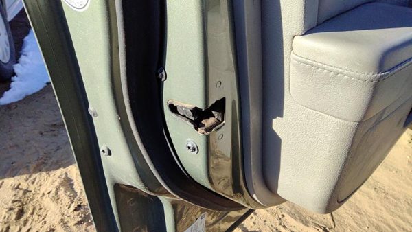 2005-2011 Cadillac Sts Driver Left Front Door Latch With Rods/Cables Oem — photo 2