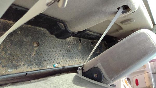 03-05 Dodge Ram 2500 Rear Tray Behind Seat Oem — photo 4