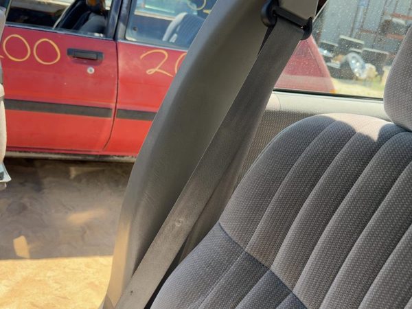 1995-2001 Chevy Lumina Passenger Right B-Pillar Trim Panel Shale 92B — photo 5