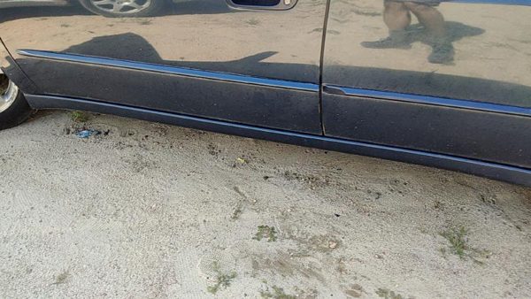 1998-1999 Honda Accord Driver Left Lower Rocker Panel Moulding Side Skirt Oem — photo 3