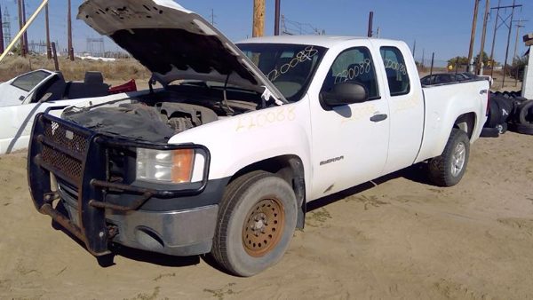 2011 GMC Sierra — vehicle photo 1