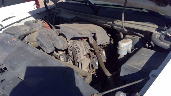 2011 GMC Sierra — vehicle photo 2