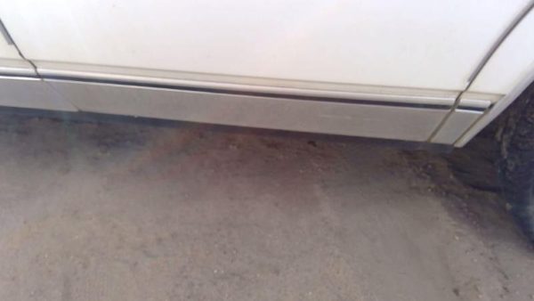1982-1990 Chevy Caprice Driver Left Rear Moulding From Door Oem Back Trim Strip — photo 1