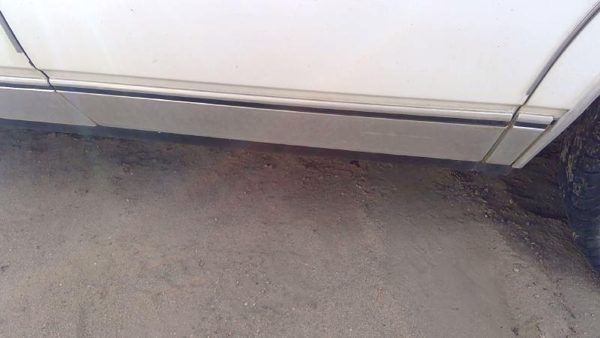 1982-1990 Chevy Caprice Driver Left Rear Moulding From Door Oem Back Trim Strip — photo 2