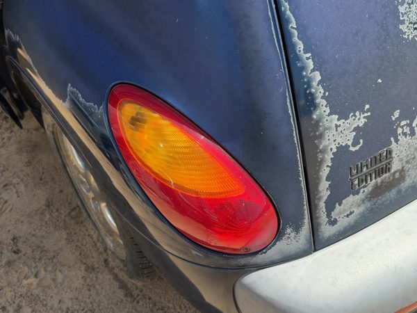 2001-2005 Chrysler Pt Cruiser Driver Left Tail Light Brake Lamp Oem Rear — photo 1