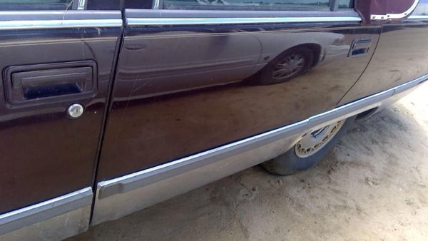 1993 Cadillac Fleetwood Rear Door LH Maroon — photo 11