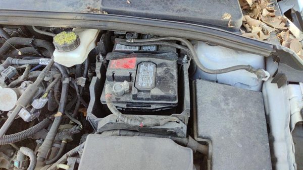 2015-2018 Ford Focus Complete Battery Box Mount Tray With Hold Down Oem 2.0L — photo 2
