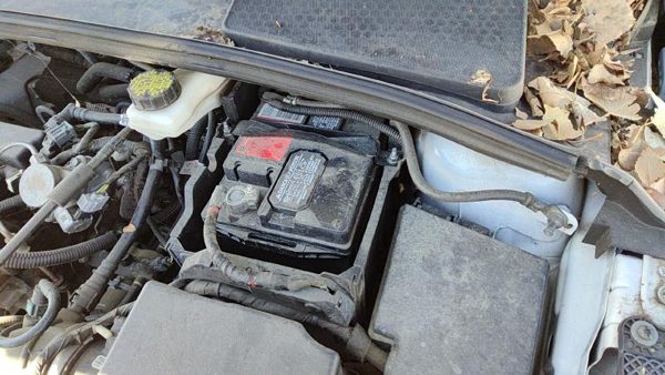2015-2018 Ford Focus Complete Battery Box Mount Tray With Hold Down Oem 2.0L — photo 3