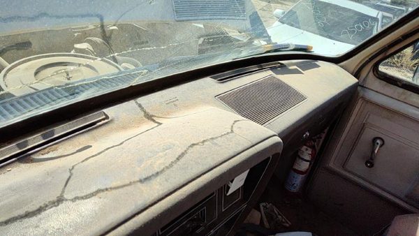1984-1986 dodge D350 Dash Top Pad Oem Upper 0l663bc7 — photo 4