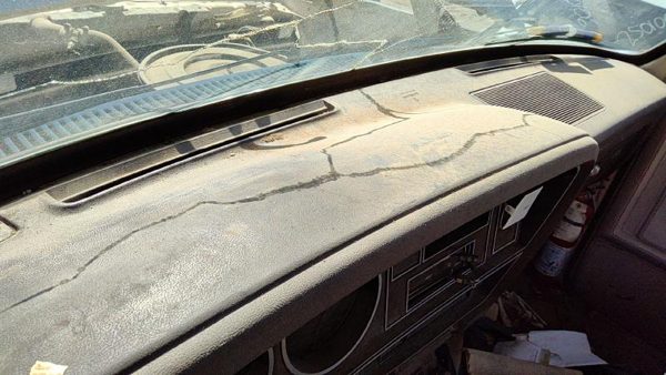 1984-1986 dodge D350 Dash Top Pad Oem Upper 0l663bc7 — photo 3