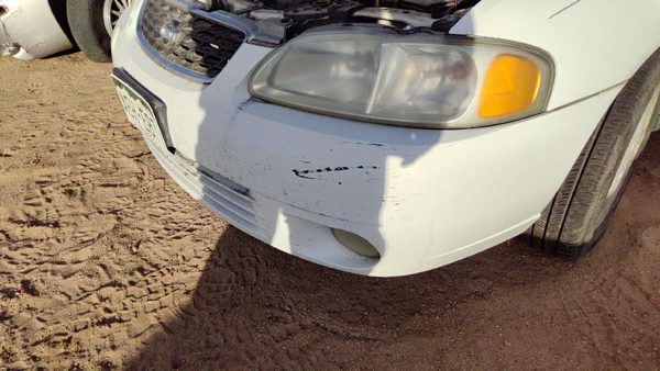 2000-2003 Nissan Sentra Front Bumper Cover Assembly Oem White Qm1 Gxe F20225m125 — photo 3