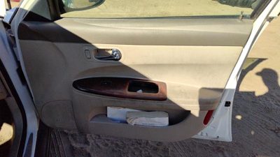 05-07 Lacrosse Passenger Right Front Door Trim Panel With Switches Neutral 52B