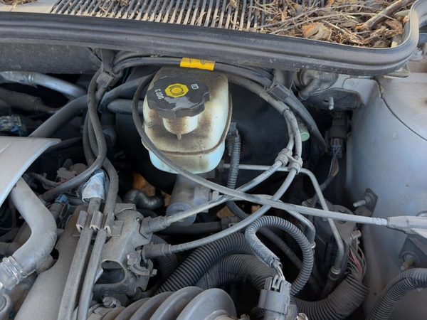 2005 Cadillac Deville Master Cylinder — photo 1
