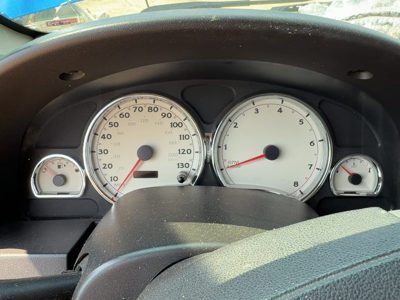 04-05 Saturn Vue Redline Speedometer Cluster Instrument Gauges Panel Oem Dash