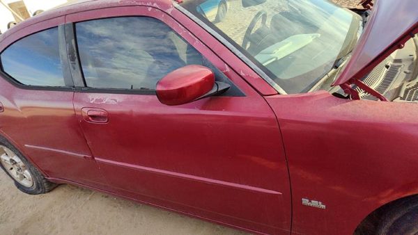 2010 Dodge Charger Front Door RH Prh Inferno Red — photo 1