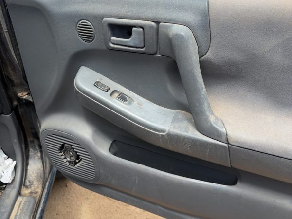 1998 Isuzu Rodeo Passenger Right Front Door Trim Panel With Switches 8971586361 — photo 2