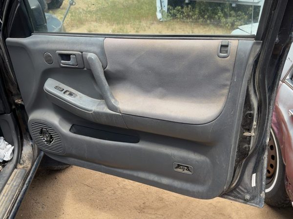 1998 Isuzu Rodeo Passenger Right Front Door Trim Panel With Switches 8971586361 — photo 1