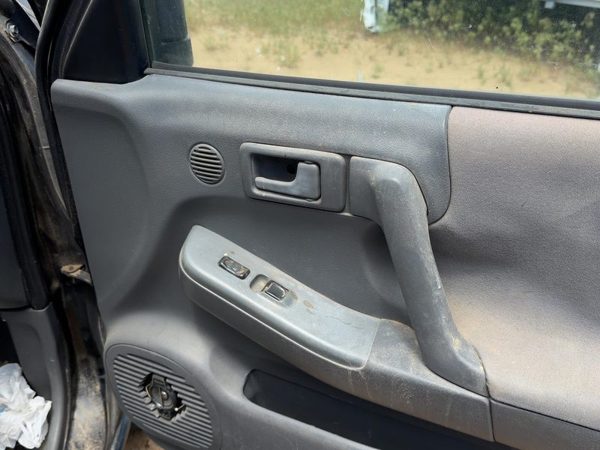 1998 Isuzu Rodeo Passenger Right Front Door Trim Panel With Switches 8971586361 — photo 5