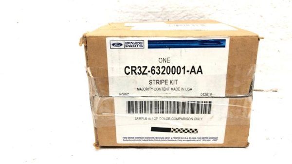 2014 Ford Mustang Left Door Quarter Stripe Black Oem Cr3z6320001aa — photo 8