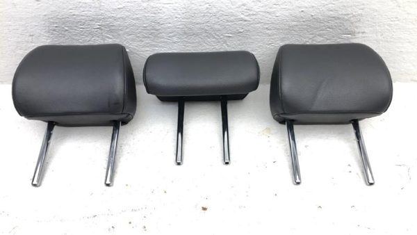 2016 Hyundai Tucson Headrest RH Left Right Center Rear Seat Head Rest Black — photo 1