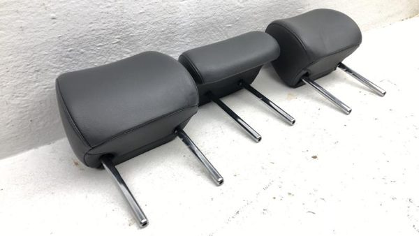 2016 Hyundai Tucson Headrest RH Left Right Center Rear Seat Head Rest Black — photo 2