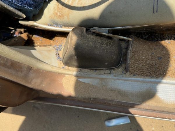 1974 Chevy Impala Passenger Right Front Seat Belt Retractor Oem Shoulder — photo 4