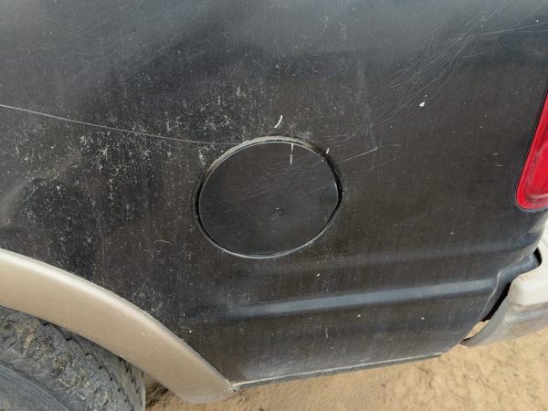 1997-2017 Ford Expedition Fuel Tank Door With Hinge Gas Lid Oem Filler Black — photo 1