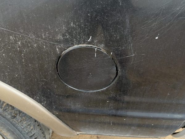 1997-2017 Ford Expedition Fuel Tank Door With Hinge Gas Lid Oem Filler Black — photo 4