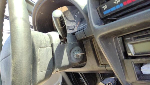 1996 97 Suzuki Sidekick Steering Column Trim Surround Collar Oem Plastic Housing — photo 2