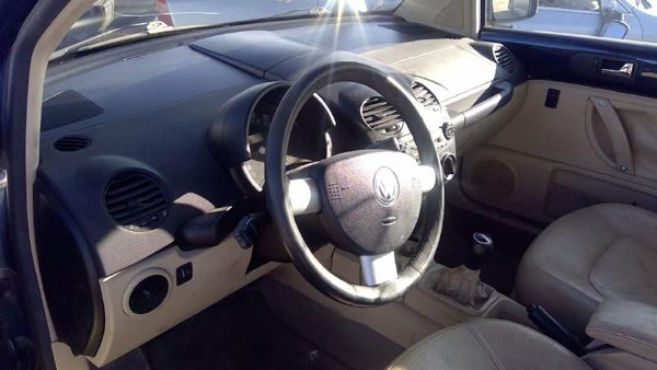 2005 Volkswagen Jetta — vehicle photo 6