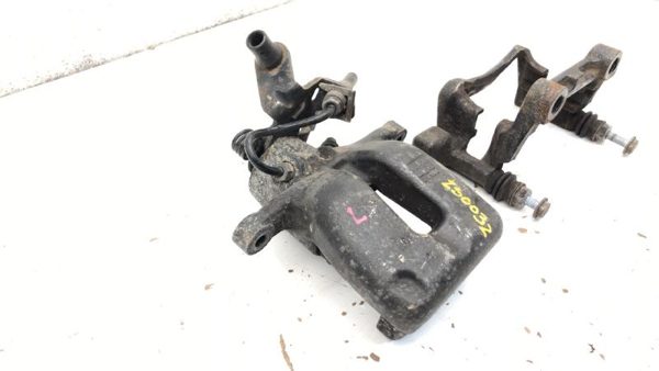 2005-2014 Vw Jetta Driver Left Rear Brake Caliper With Mount Bracket Oem Back — photo 2