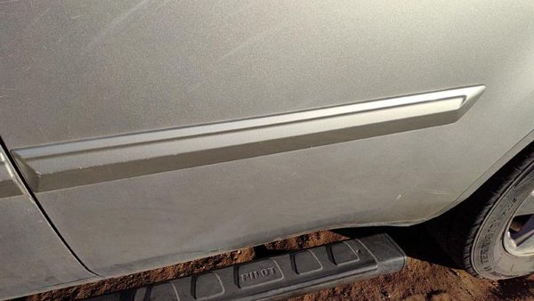 2009 Honda Pilot Driver Left Rear Moulding From Door Back Trim Strip Silver Si — photo 3