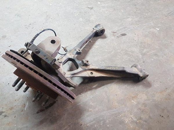 2007-2014 Chevy Tahoe Driver Left Front Steering Knuckle Lower Control Arm — photo 6