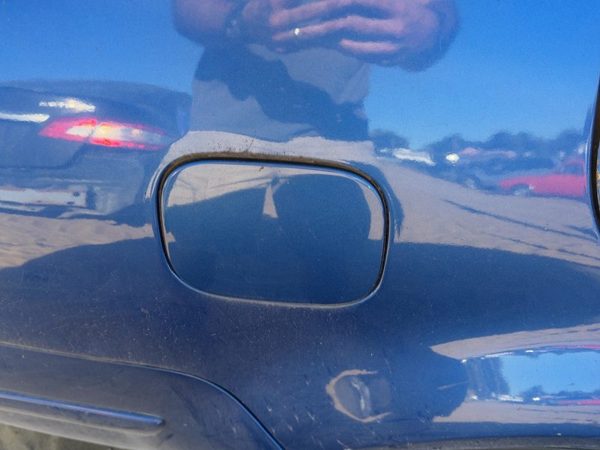 1999-2005 Vw Jetta Fuel Tank Door With Hinge Gas Lid Oem Filler Sedan Blue — photo 3