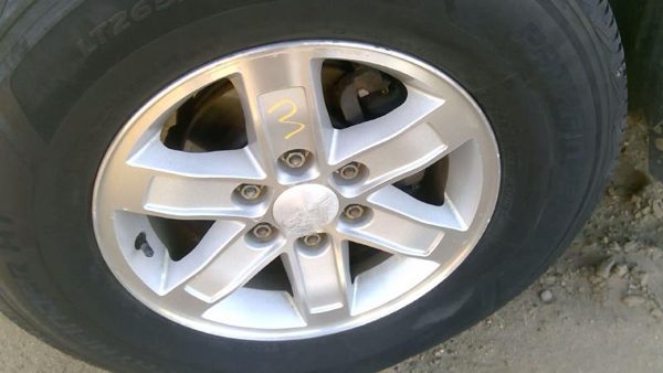 2005 Suburban 1500 Wheel Chevy 3 — photo 8