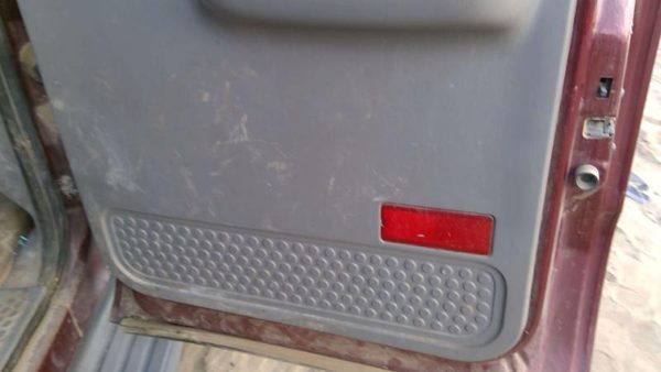 05-07 F350 Super Duty Passenger Right Rear Inside Door Trim Panel Only Back Gray — photo 9