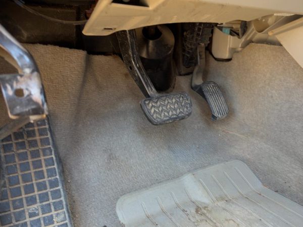 2004-2009 Toyota Prius Brake Pedal Assembly Oem — photo 3