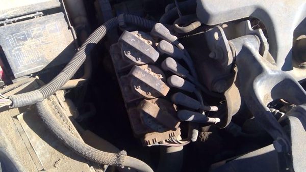 2000-2005 Chevy Impala Ignition Coil Assembly Oem 3.8L 10472401 — photo 2