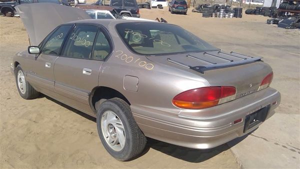 1992 Pontiac Bonneville — vehicle photo 4