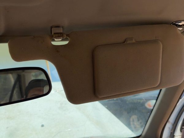 1988-1989 Honda Accord Lx Passenger Right Sun Visor Oem — photo 3