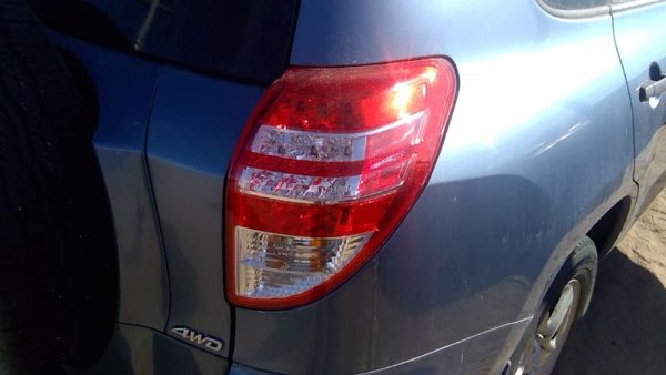 2009-2012 Toyota Rav-4 Passenger Right Tail Light Brake Lamp Oem Rear 8155142130 — photo 2