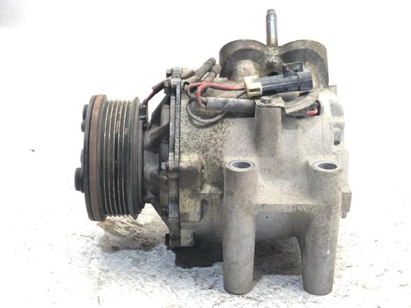 2002 GMC Envoy A/c Air Compressor AC Conditioner Pump Assembly OEM 4.2L OEM — photo 4