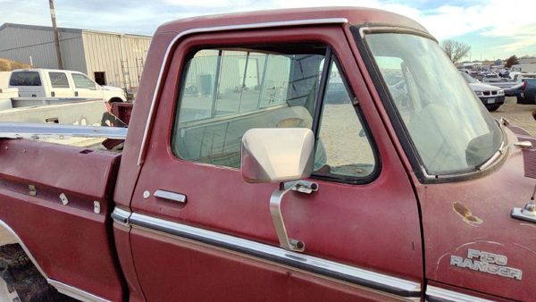 1979 Ford F150 Front Door RH Maroon — photo 4