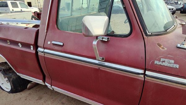 1979 Ford F150 Front Door RH Maroon — photo 3