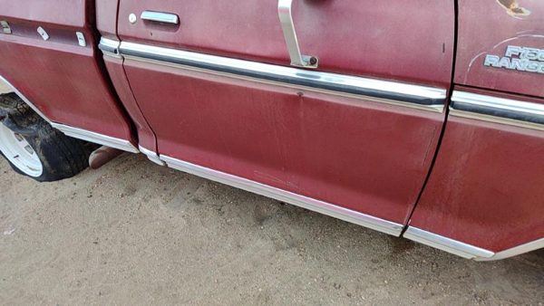 1979 Ford F150 Front Door RH Maroon — photo 1