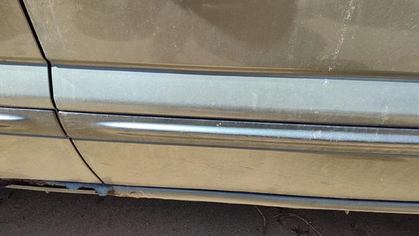 02-07 Liberty Passenger Right Front Moulding From Door Oem Trim Strip Khaki Pjc — photo 2