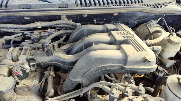 2004-2005 Ford Explorer Intake Manifold Oem 4.0L 6L2z9424a — photo 2