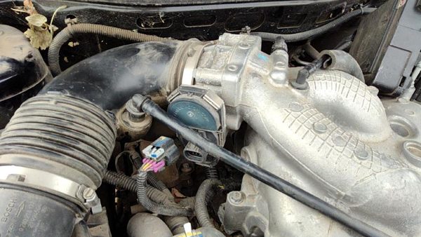 2007-2009 Suzuki Grand Vitara Xl-7 Throttle Body Valve Oem With Sensors 3.6L — photo 1