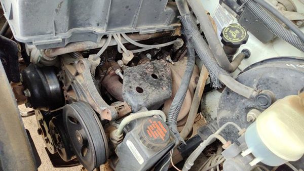 1998-2000 S10 Pickup Exhaust Manifold Assembly Oem 2.2L At 4X2 24577409 — photo 4