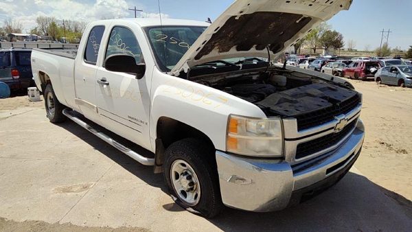 2008 Chevy Silverado 2500 — vehicle photo 7